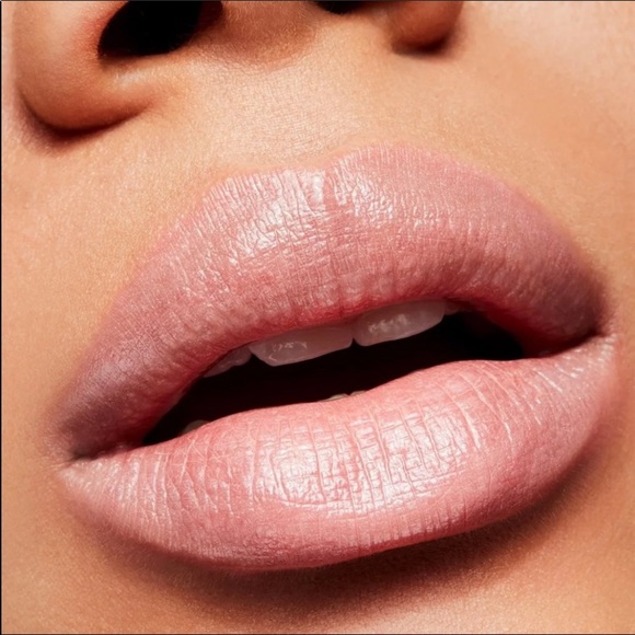 MAC Lustre Lipstick - Pretty Please - Picture 2 of 5